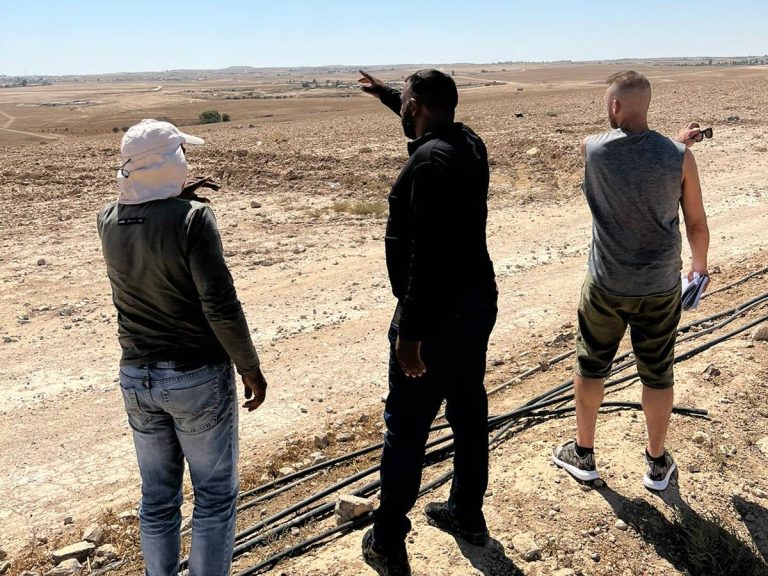 מקורות - הקמת קווי מים בפזורה הבדואית בנגב